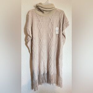 Time and Tru Cream Knit Poncho